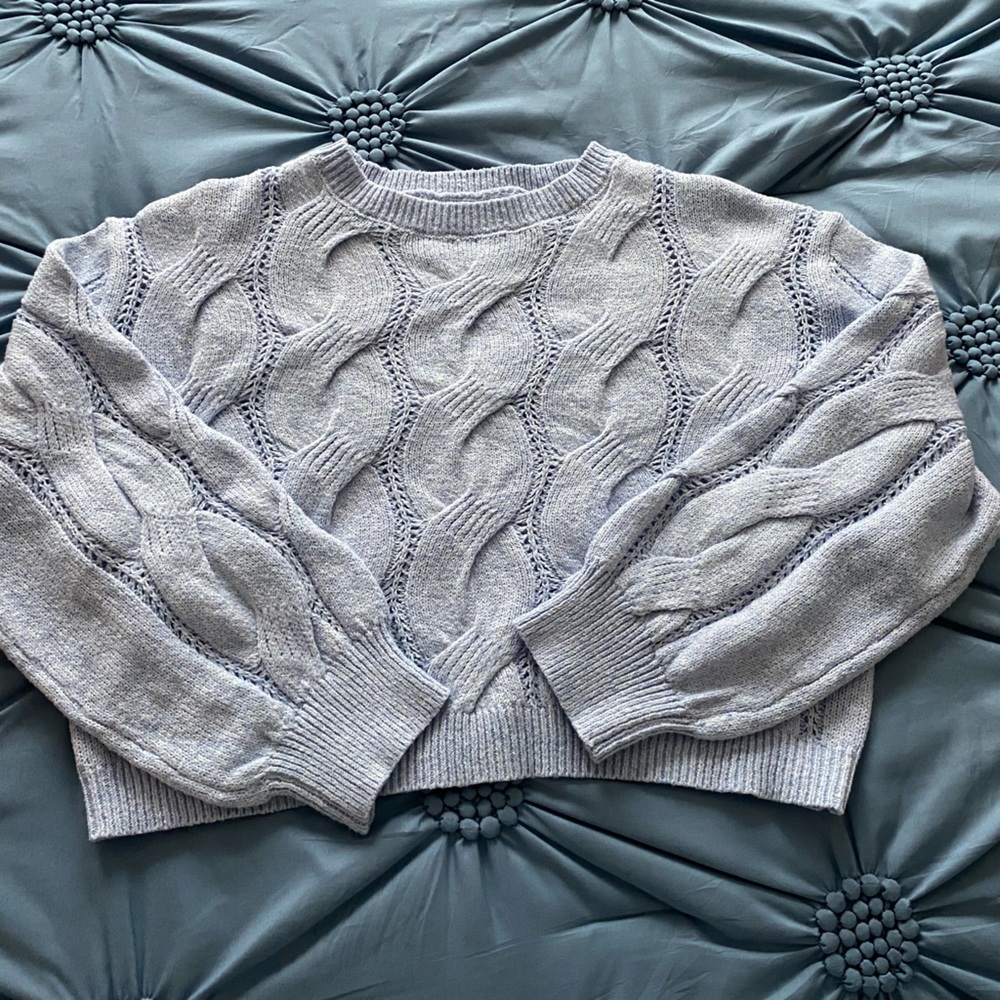 CUTE CROP BLUE SWEATER